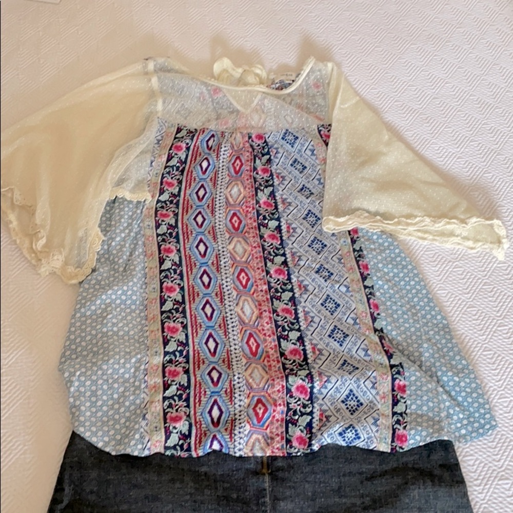 Umgee boho top crochet trim